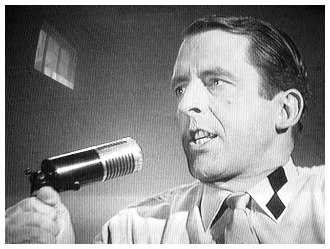 Fritz Weaver in an episode of The Twilight Zone