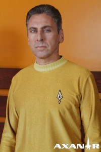 Alec Peters as Axanar's Garth of Izar .