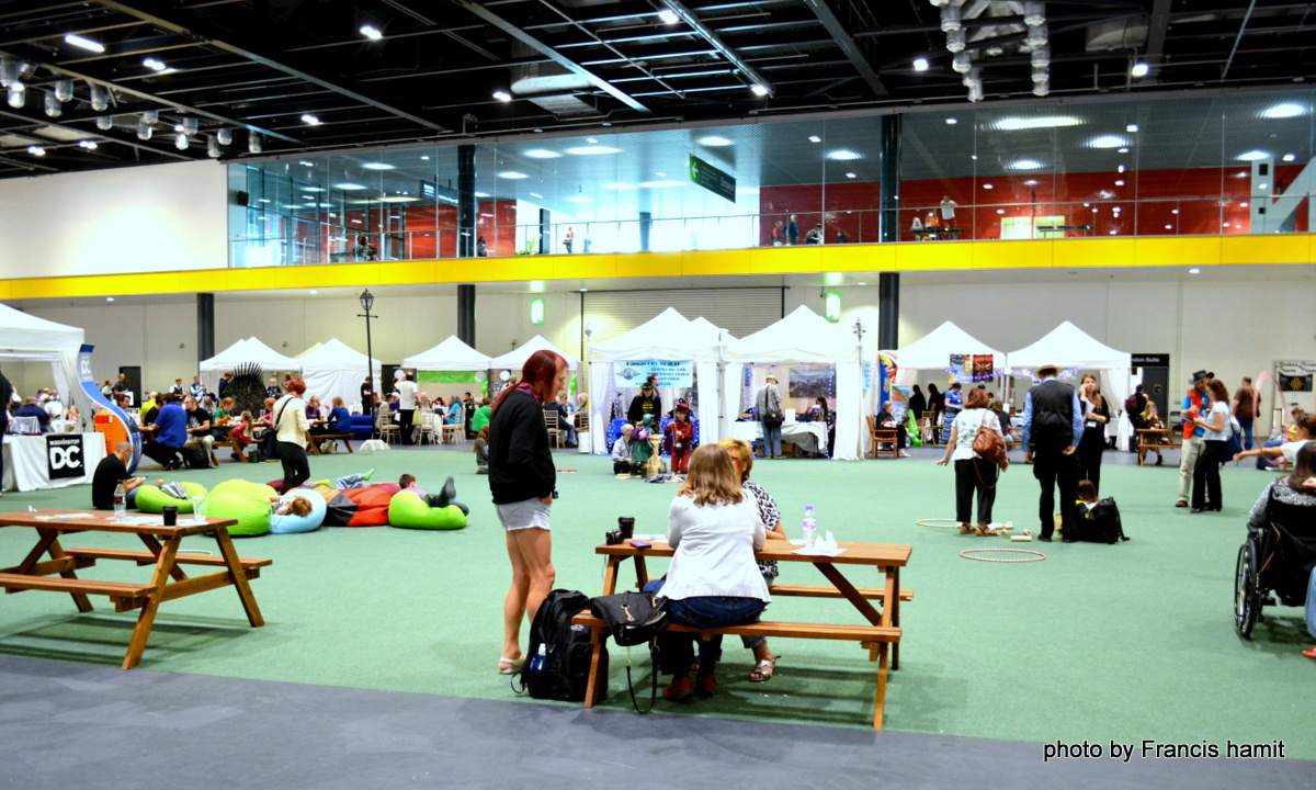 Fans on The Lawn in Loncon 3's Fan Village. (You know, some of them don’t look that old to me.) 