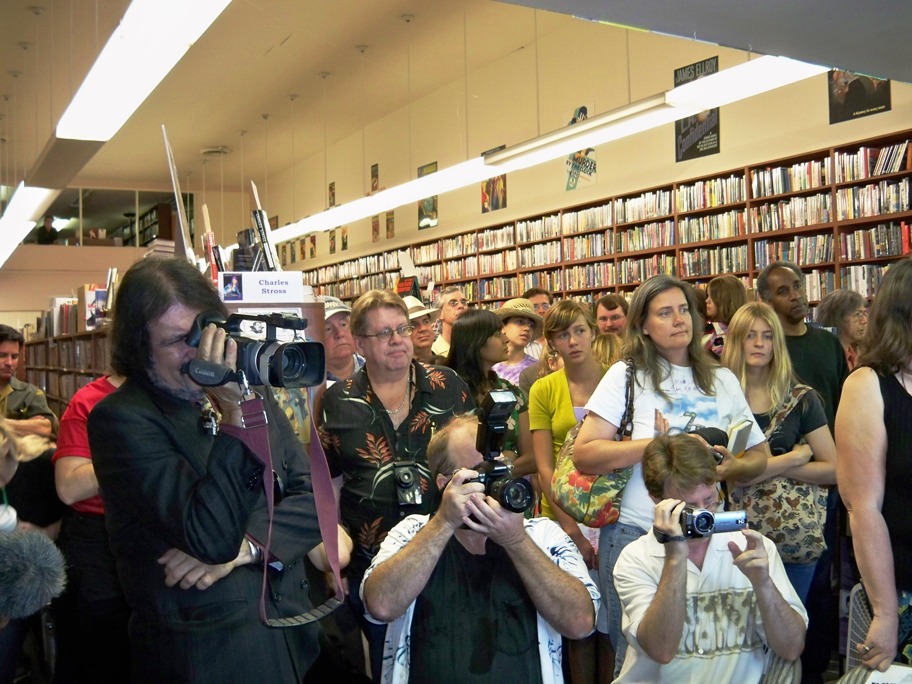 Crowd at bookstore